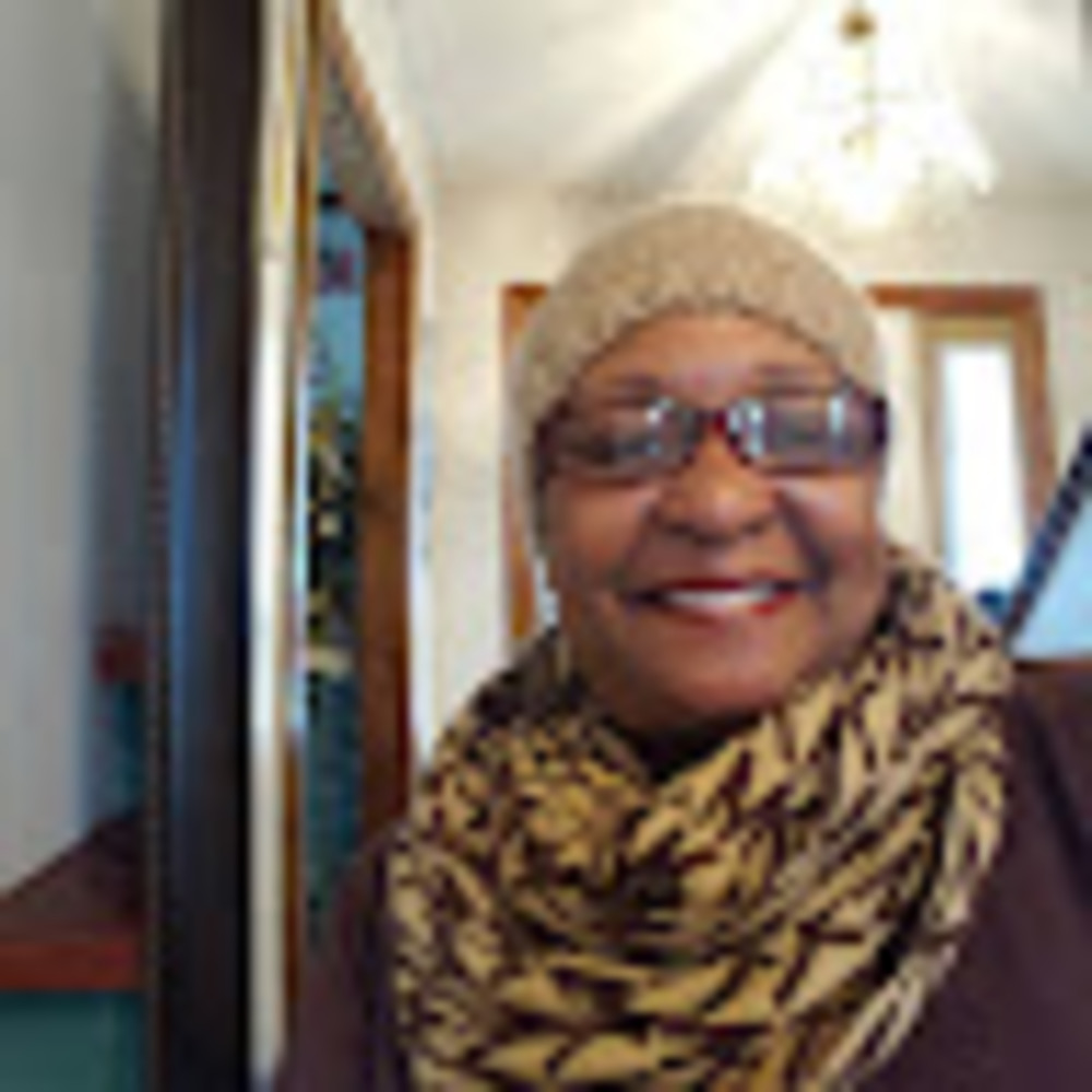 Meet your Posher, Joyce